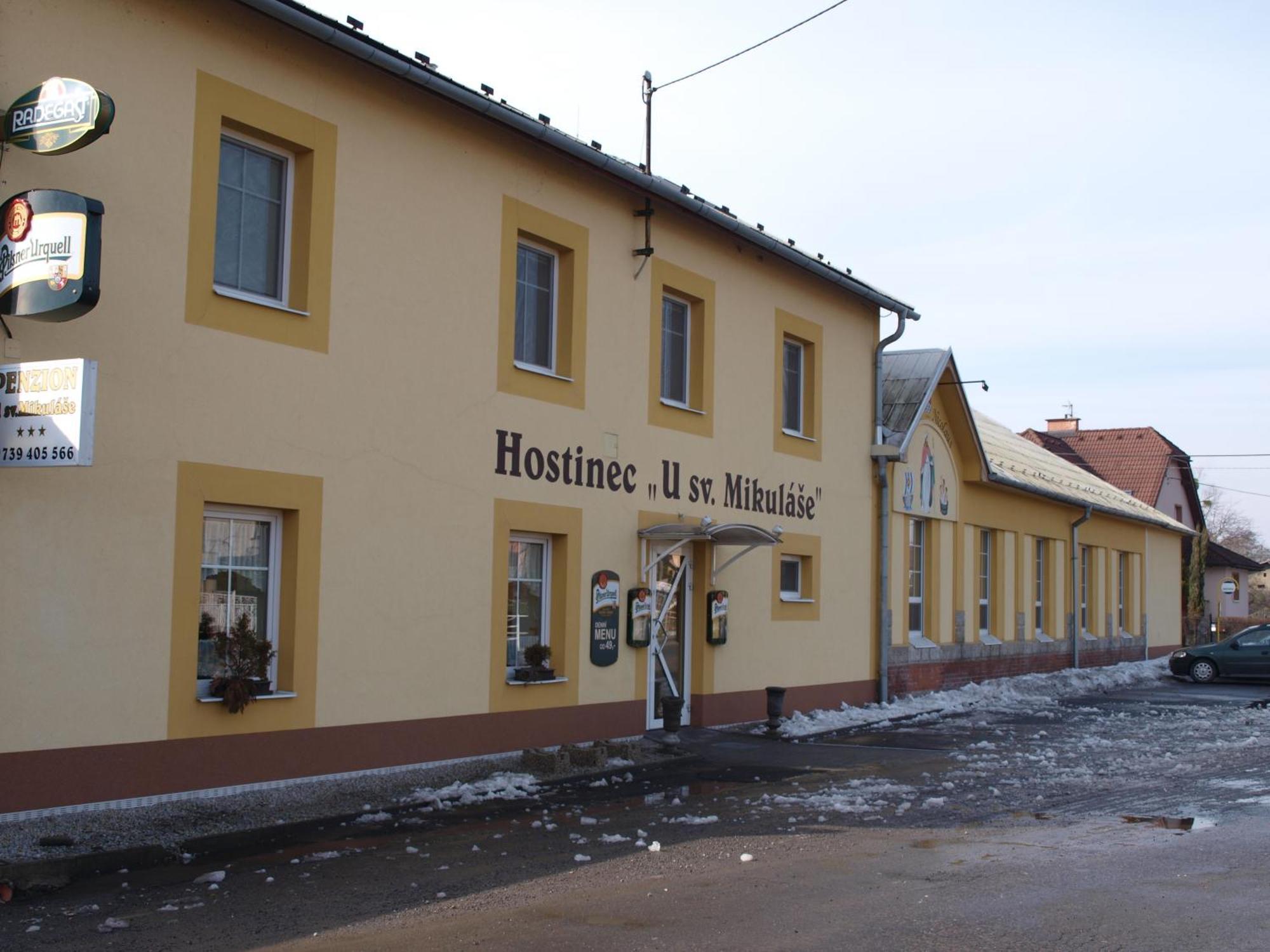 Hostinec A Penzion U Sv. Mikulase Hať المظهر الخارجي الصورة